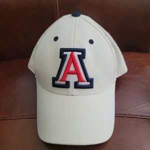NWOT Dynasty U of A Wildcats 100% Wool  Baseball Cap White Cream